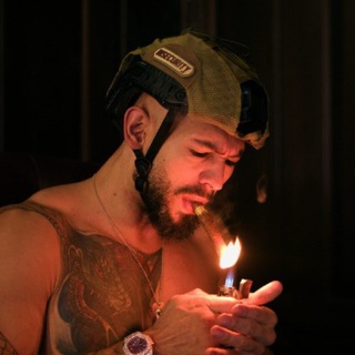 Andrew Tate Signals