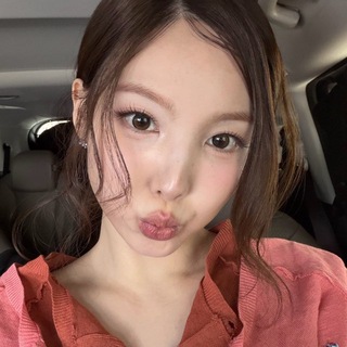 Im Nayeon