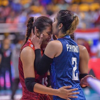 วอลเลย์บอล (ท่าสวย)
